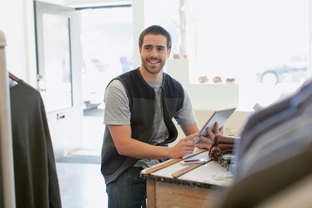 4 Signs That You Need An Accountant For Your Small Business